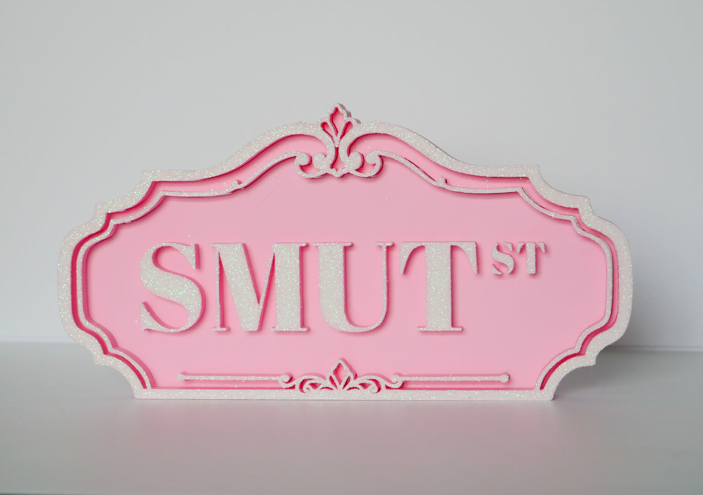 Custom Glitter Street Sign Shelf Decor – 3D Printed Bookshelf Sign